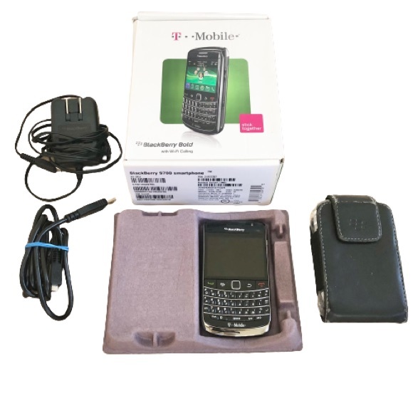 BlackBerry Bold 9700 Smartphone with Battery Charger Headset USB Cable - Picture 3 of 14